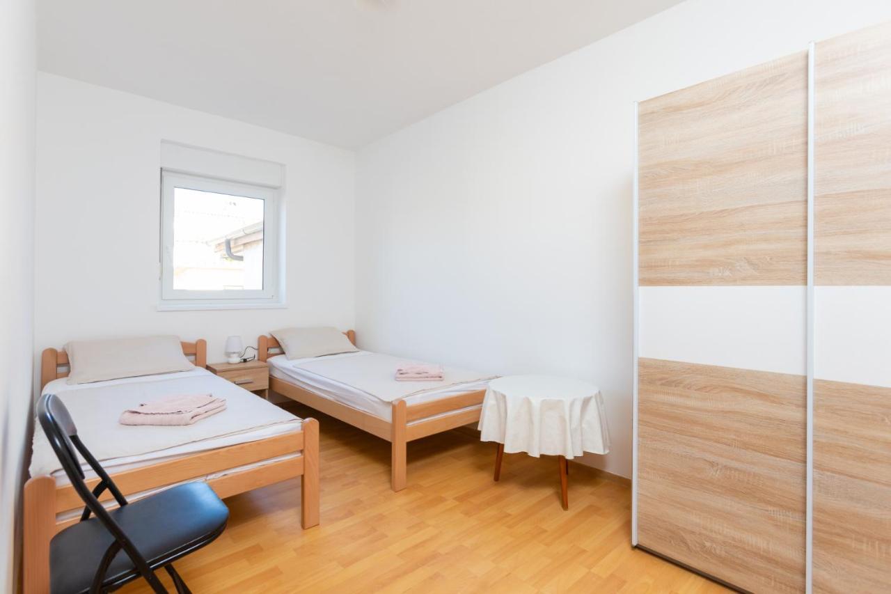 Aleksic Apartment เมดูลิน ภายนอก รูปภาพ